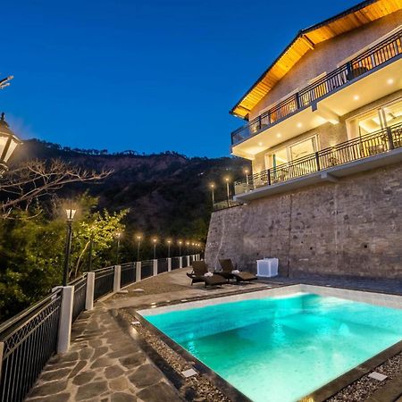 Stayvista At Sunset Springs With Pool & Views Найнитал Экстерьер фото